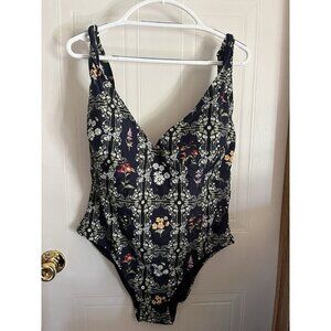 Women's 1x Dainty Floral Tile Print Cheeky One Piece Swimsuit - Agua Bendita